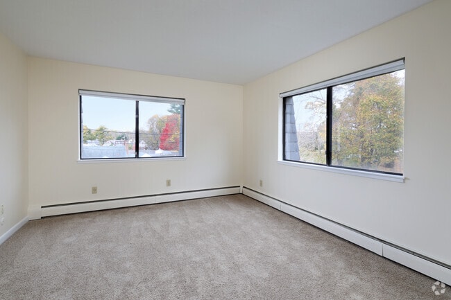 1BR, 1 BA - 754 SF - Bedroom - Hannah Village