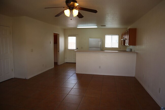 Foto del edificio - Great Home Great Price!
