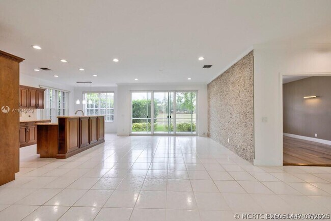Foto del edificio - 12375 NW 10th Dr