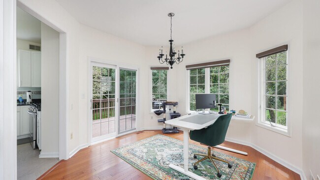 Building Photo - 1096 Smith Manor Blvd