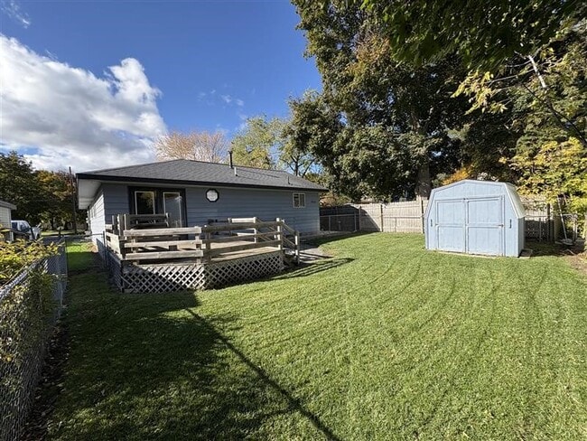 Foto del edificio - 803 McDonnell St