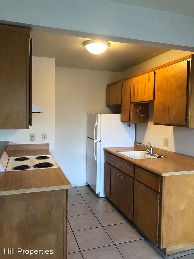 Building Photo - 1 br, 1 bath Room For Rent - 531 Pomona Ave