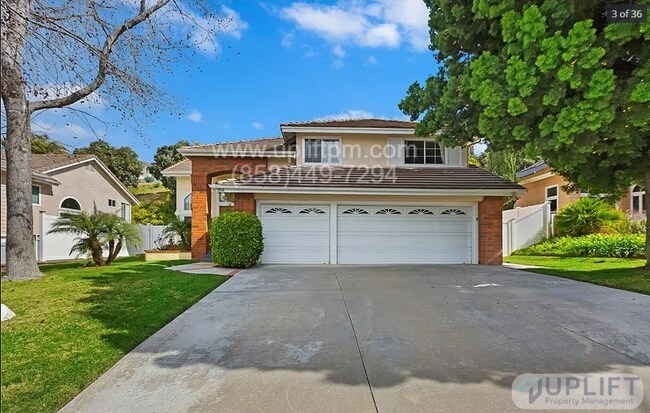 Building Photo - Spacious 4-Bedroom, 3-Bath Home Just Minut...