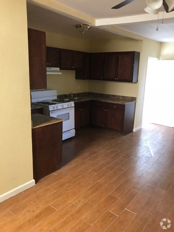 The South Vermont Apartments for Rent with Washer & Dryer Los Angeles