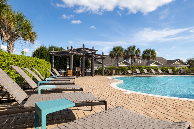 Resort Style Pool - Beacon Place