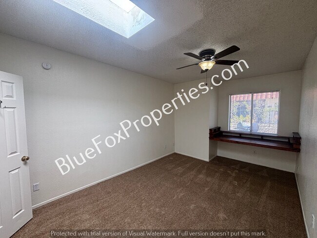 Foto del edificio - 5958 Sun County Blvd