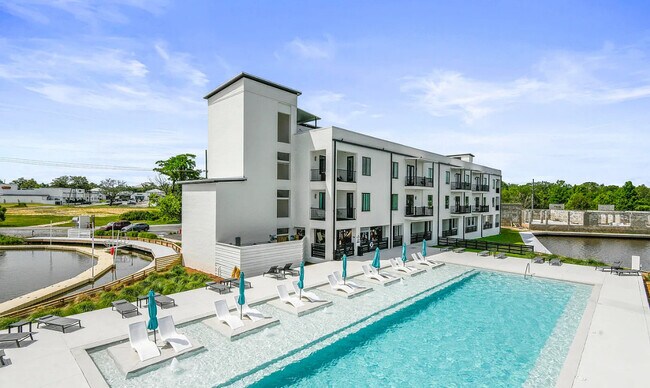Foto del edificio - 1302 Magnolia St