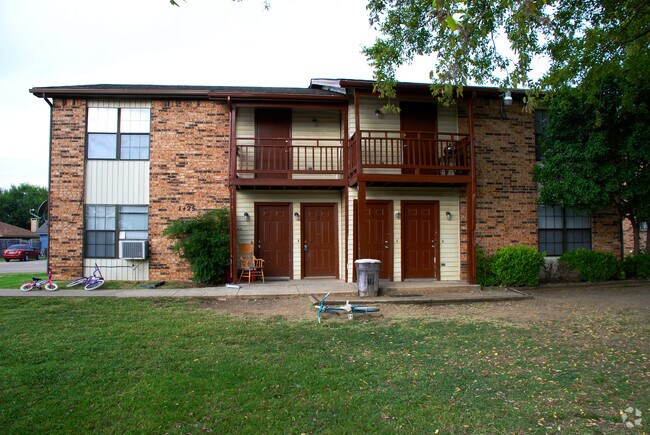 Foto del edificio - 1429 Pryor Pl