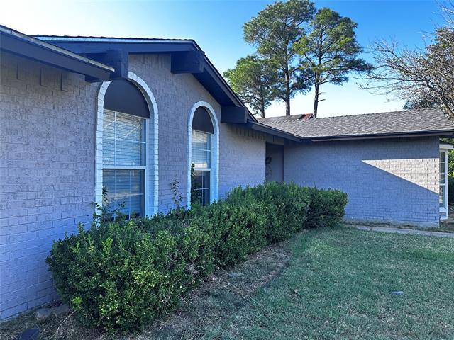Building Photo - 13021 Valley Forge Cir