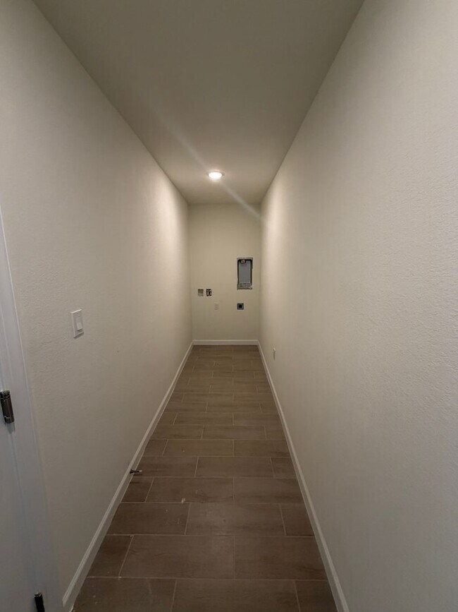Foto del edificio - 1721 NE 23rd St
