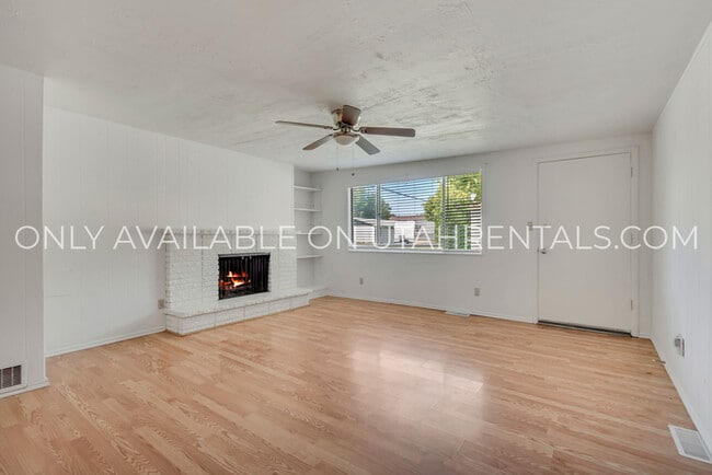 Building Photo - 595 W 1850 N