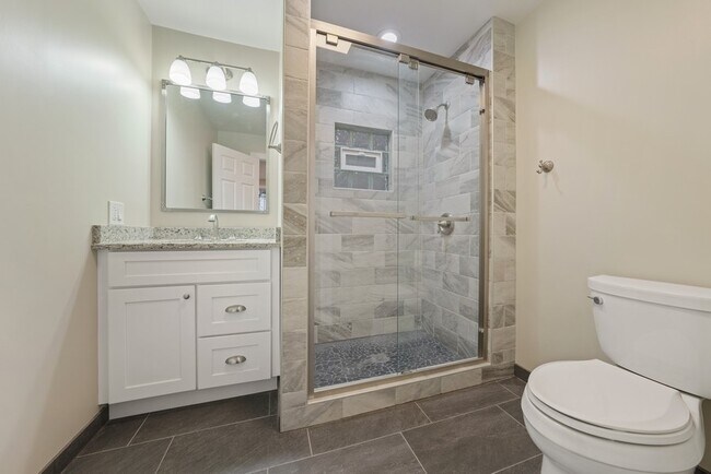 Foto del edificio - 1548 N Honore St