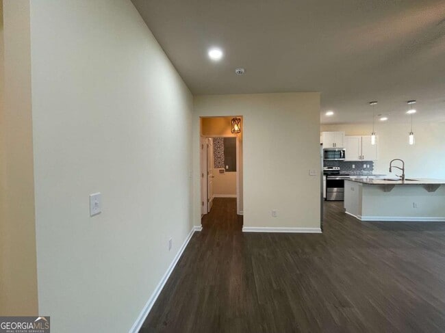 Building Photo - 78 Rapps Ave