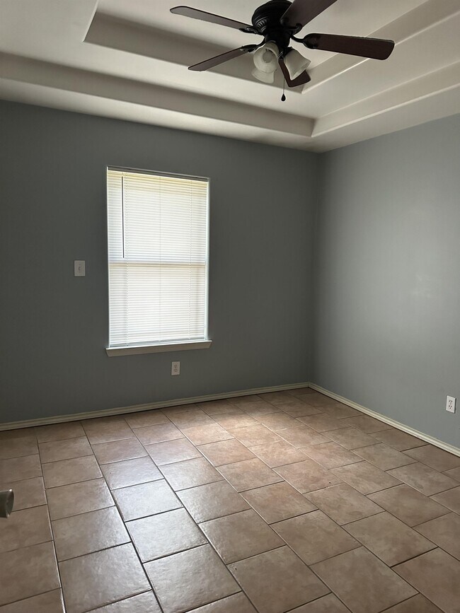 1805 Oasis Dr Unit 2, Mission, TX 78572 Room for Rent in Mission, TX