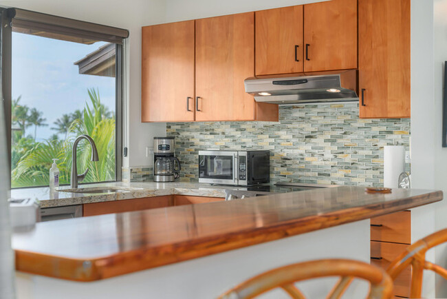 Building Photo - Wailea Ekahi 4E