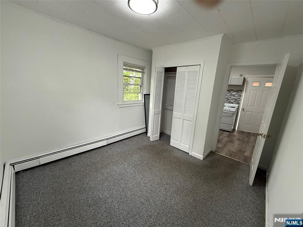 Primary Photo - 1057 Lafayette Ave