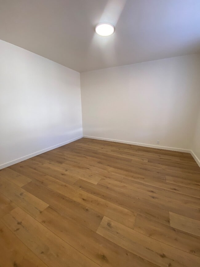 Building Photo - 4716 Louisiana Ave