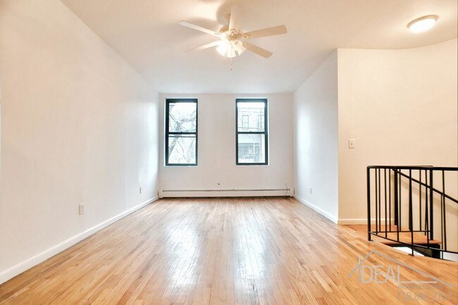 Building Photo - 187 12th St