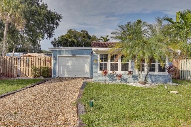 Building Photo - 1237 SW 28th St
