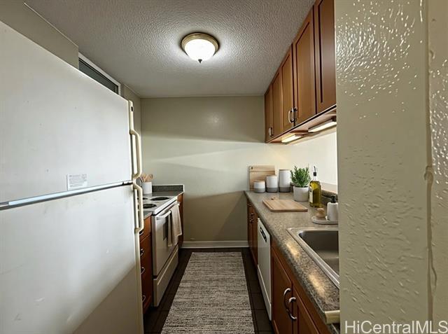 Foto del edificio - 98-099-99 Uao Pl