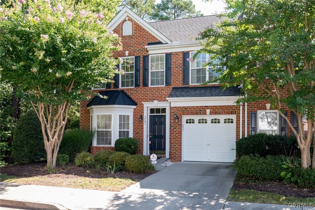Primary Photo - 5701 Park Creste Dr