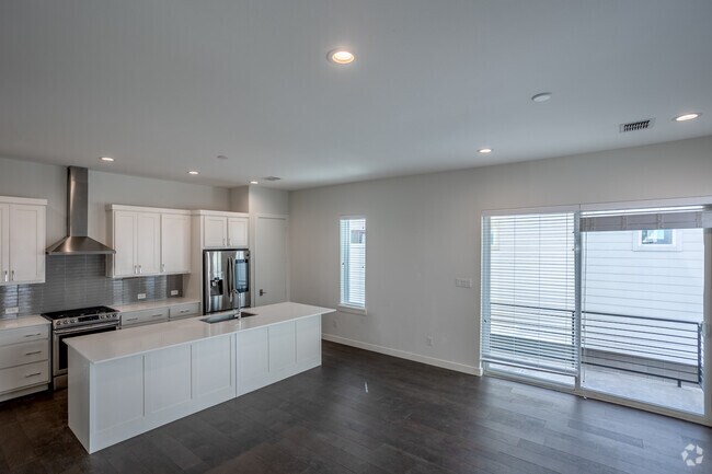 2 habitaciones, 2,5 baños, 1.554 pies cuadrados, área de estar - Elysian Heights