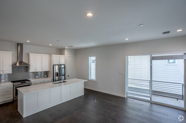 2BR, 2.5BA - 1,554SF - Living Area - Elysian Heights