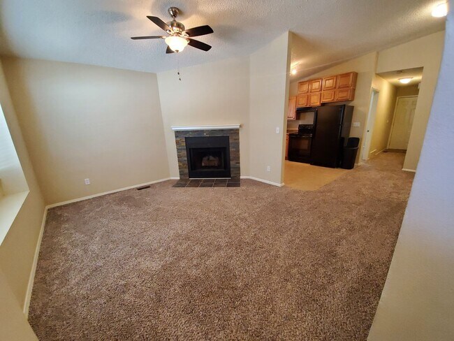 Building Photo - Beautiful 4 Bedroom 2 Bath Home In Fountain!!