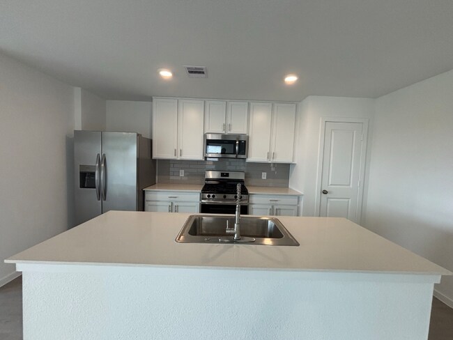 Building Photo - 29039 Rustic Windmill Wy