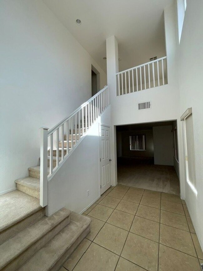 Foto del edificio - 4721 Chino Peak Ct