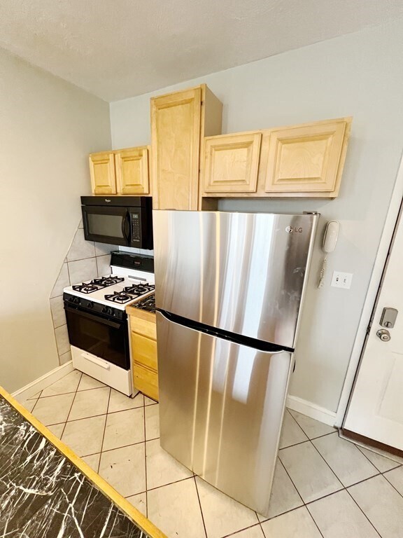 10 Surfside Rd Lynn, MA 01902 Alquileres en Lynn, MA