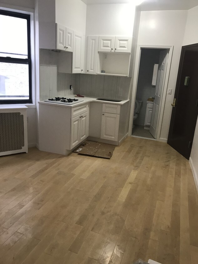 160 Henry St, New York, NY 10002 Apartments in New York, NY