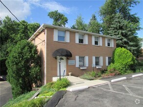 Building Photo - 125 Rock Run Rd