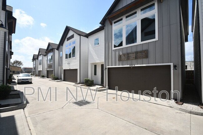 Foto del edificio - 5904 Gardendale Dr