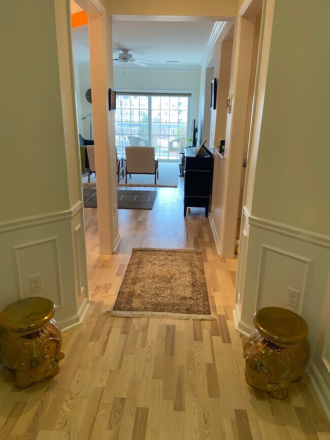 Foyer - 170 Clocktower Dr