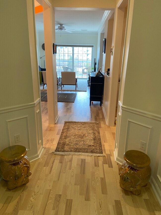 170 Clocktower Dr Unit 5309, Waltham, MA 02452 Condo for Rent in