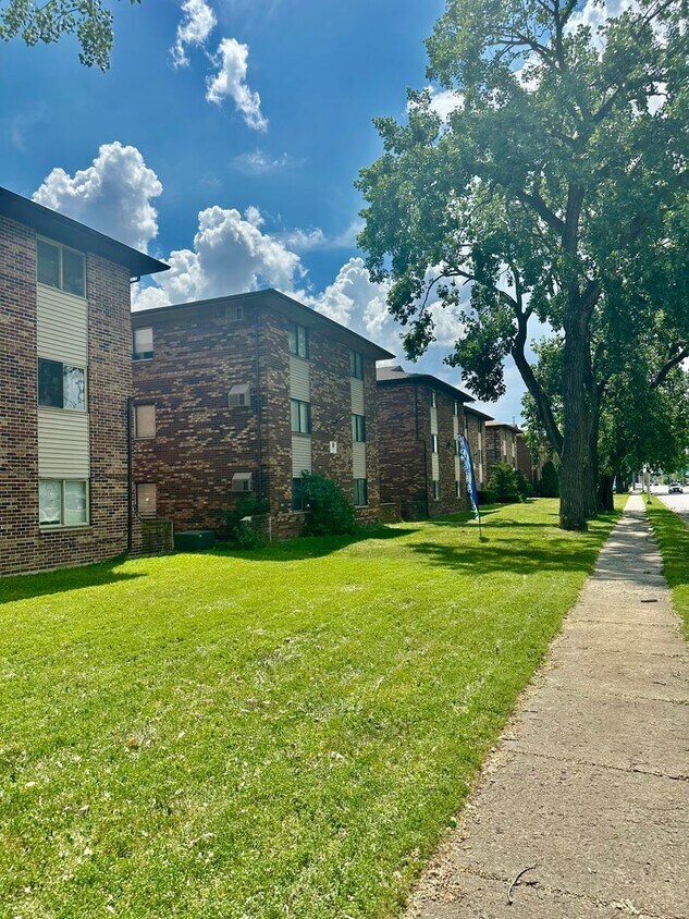 Foto principal - 3045 Bernice Rd