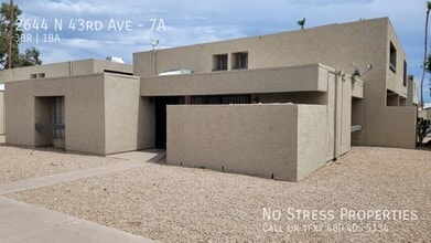 Building Photo - 2644 N 43rd Ave
