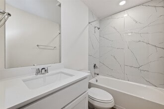 Building Photo - 5927 Orchid Crst Ln