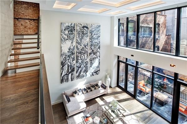 Building Photo - 416 W 51st St