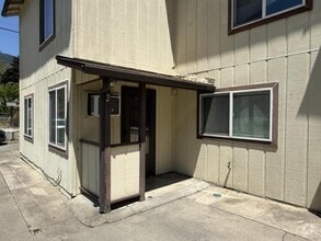 Building Photo - 8290 Rogue River Hwy