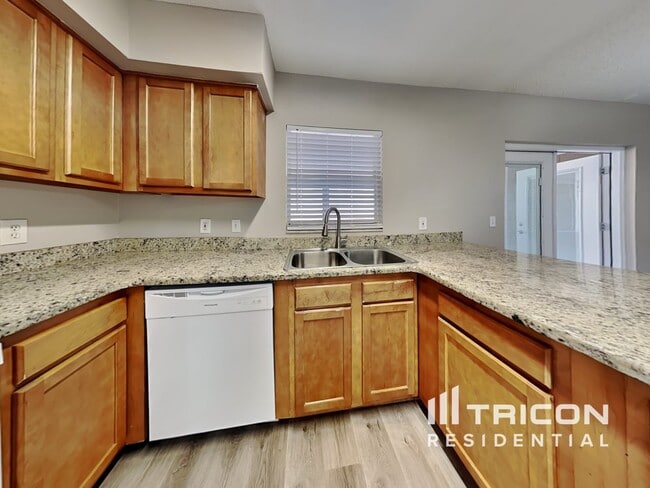 Foto del edificio - 320 Laxton Ln