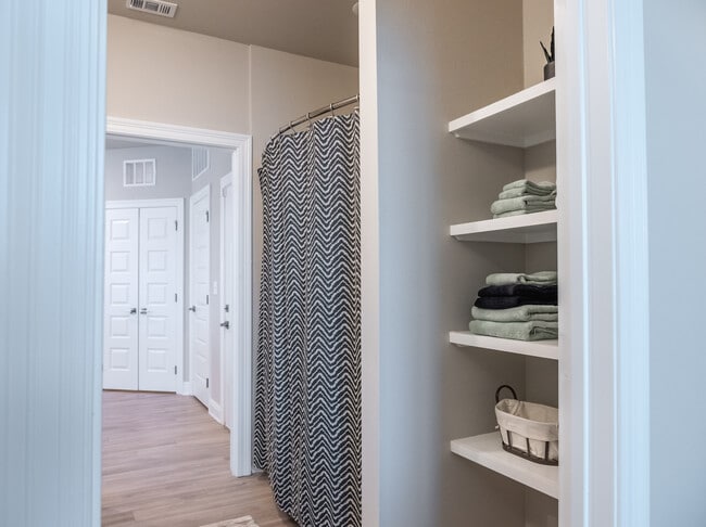 The Falcon: 1BR, 1BA- Bathroom - The Waters At Redstone