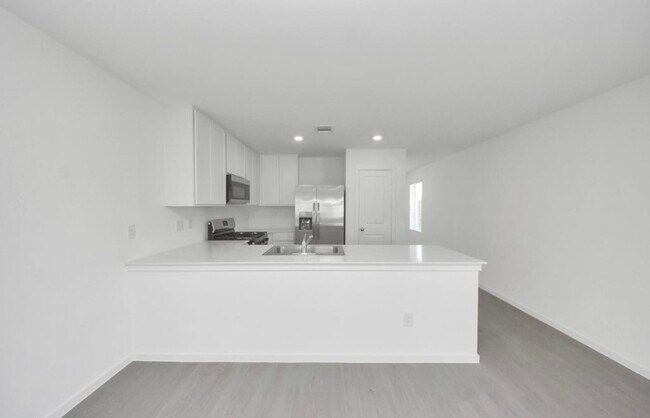 Foto del edificio - 1031 Garnet Rain Dr