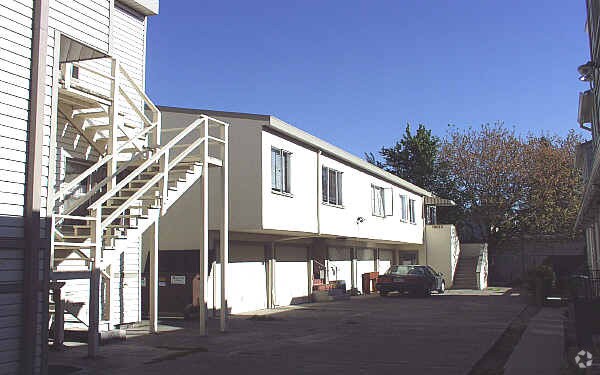 Foto del edificio - 2178 Ashby Ave