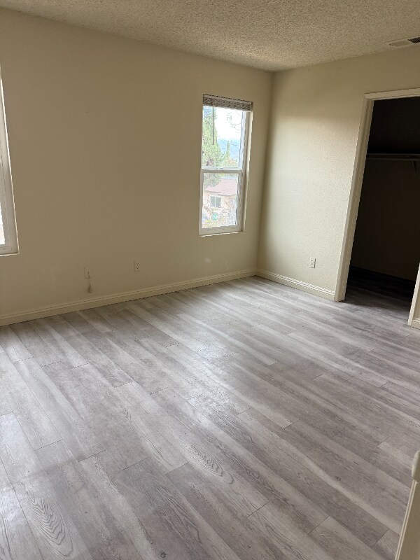 Building Photo - 2472 New Ave