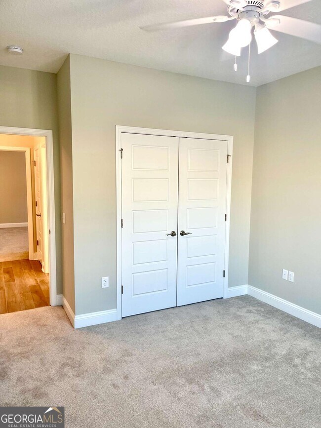 Foto del edificio - 160 The Villas Wy