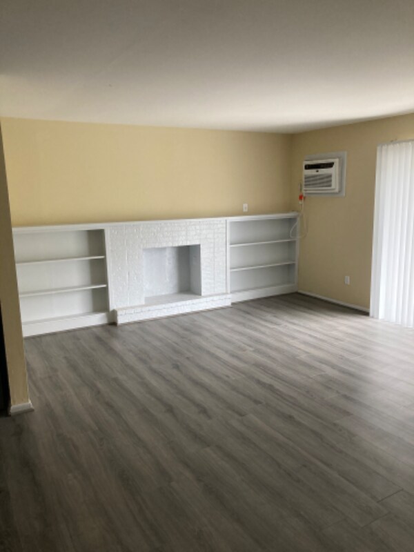 Foto principal - 730 Ohio Pike