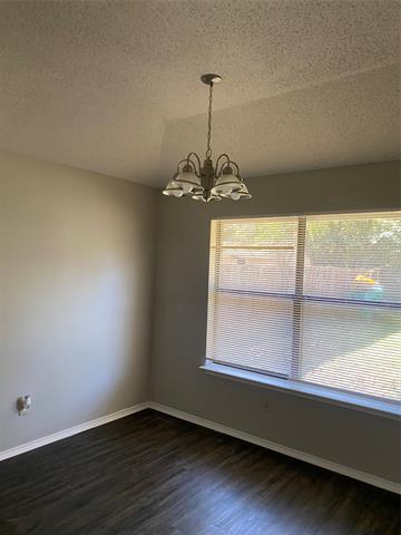 Foto del edificio - 822 Collins Blvd