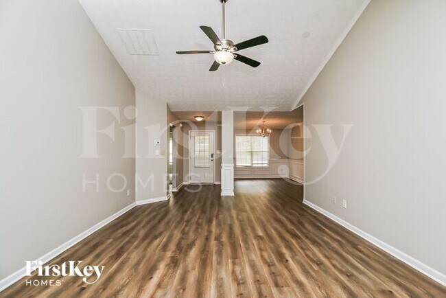 Foto del edificio - 96 Maple Leaf Ct